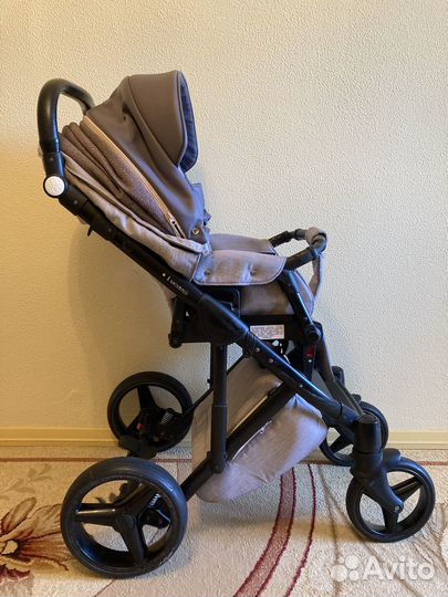 Идеальная коляска для новорожденного Adamex