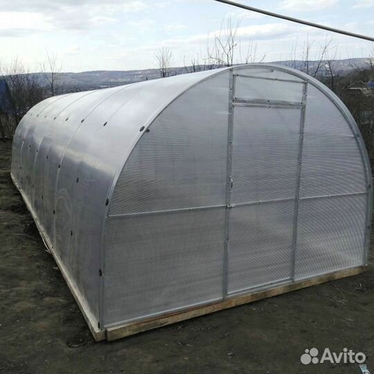 Теплица из поликарбоната