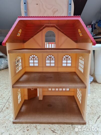 Sylvanian Families трёхэтажный дом