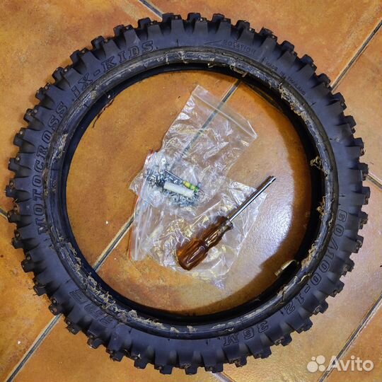Покрышка для моноколеса 16