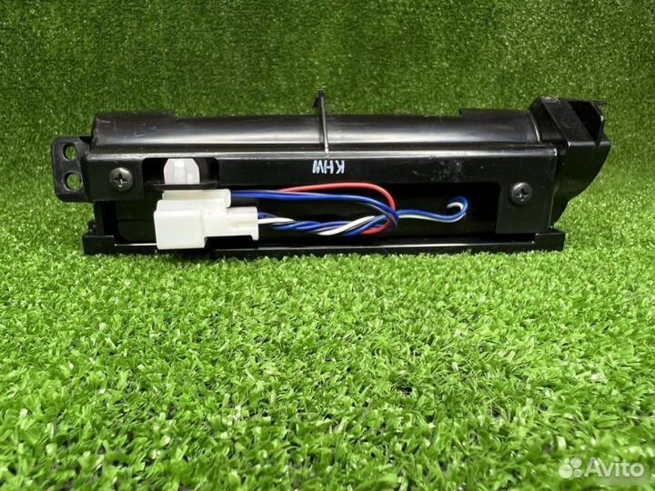 Блок управления магнитолой Lexus Gx470