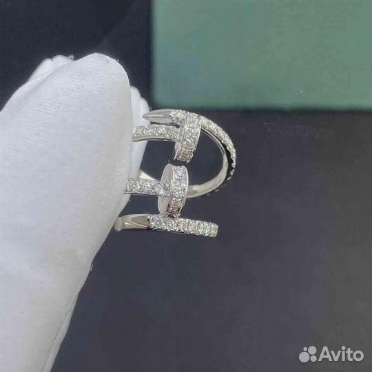 Серьги Cartier из золота с бриллиантами 0,43ct