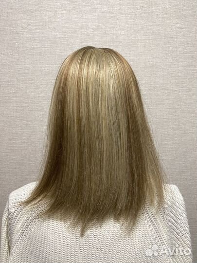 Парик из искусственных волос с челкой