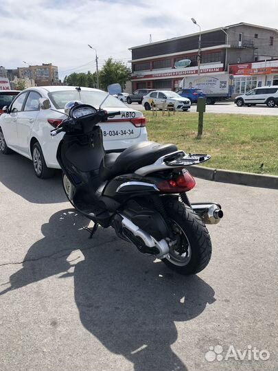 Piaggio beverly 500