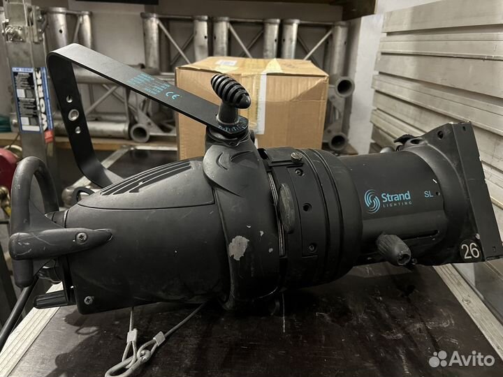 Профильный прибор Strand Profile