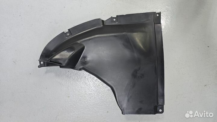 Уголок подкрылка левый G01 G02 X3 X4 BMW