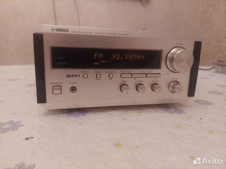 Ресивер yamaha RX-E200
