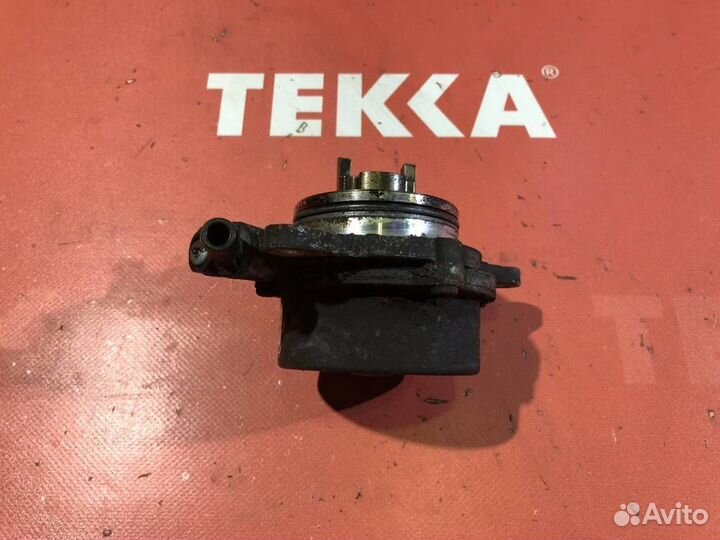 Насос вакуумный бмв Х5 Е70