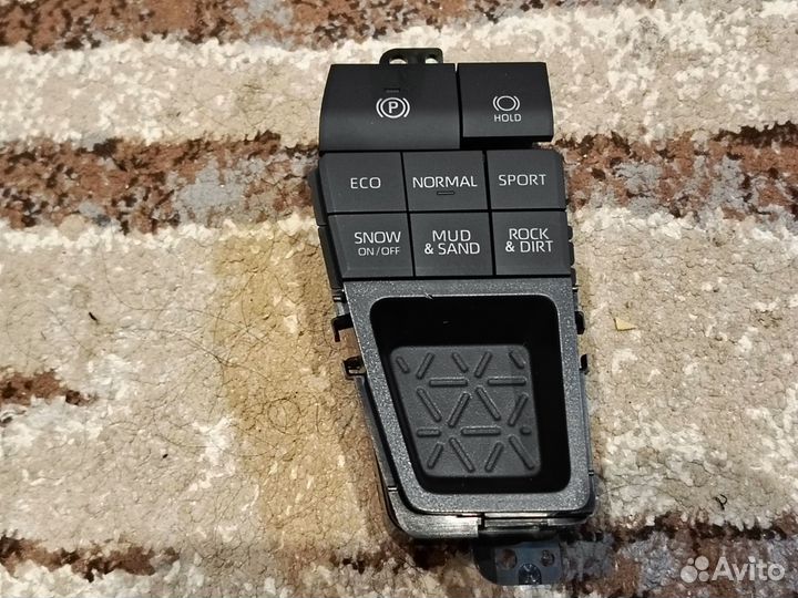 Блок управления режимами вождения Toyota Rav4 XA50