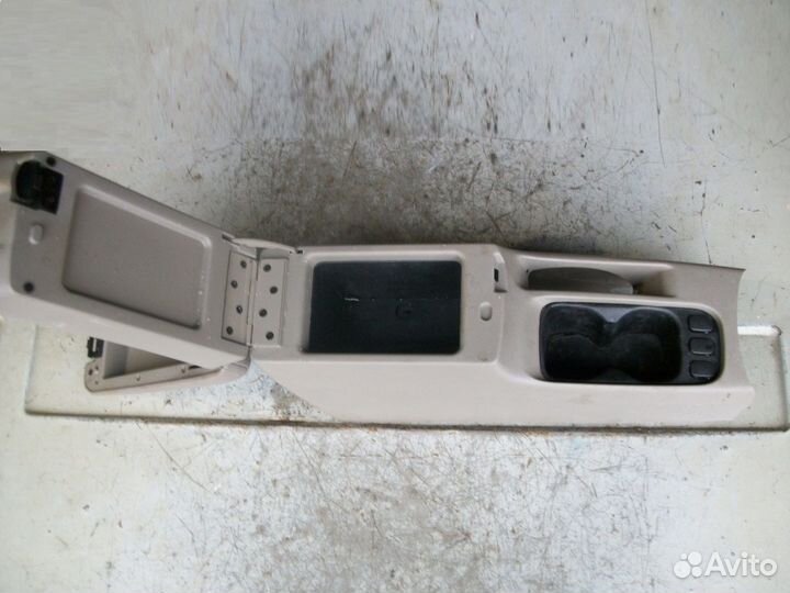 Подлокотник Чери Фора 2006 2010