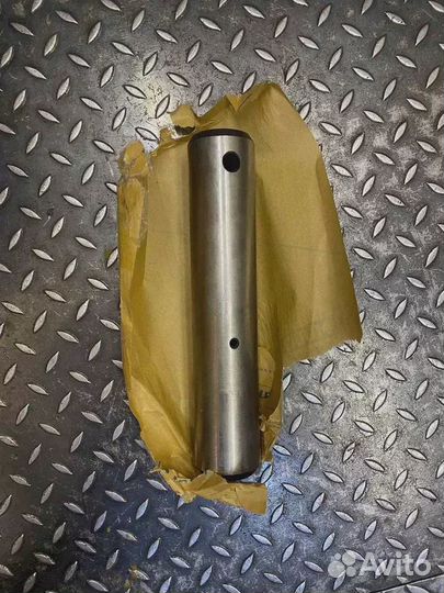 Палец г/ц переднего отвала JLV1627