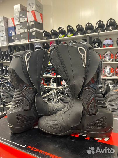 Мотоботы forma hornet