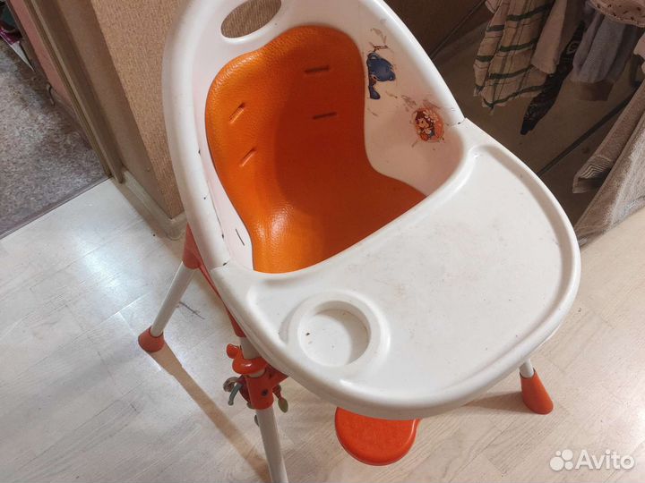 Стульчик для кормления