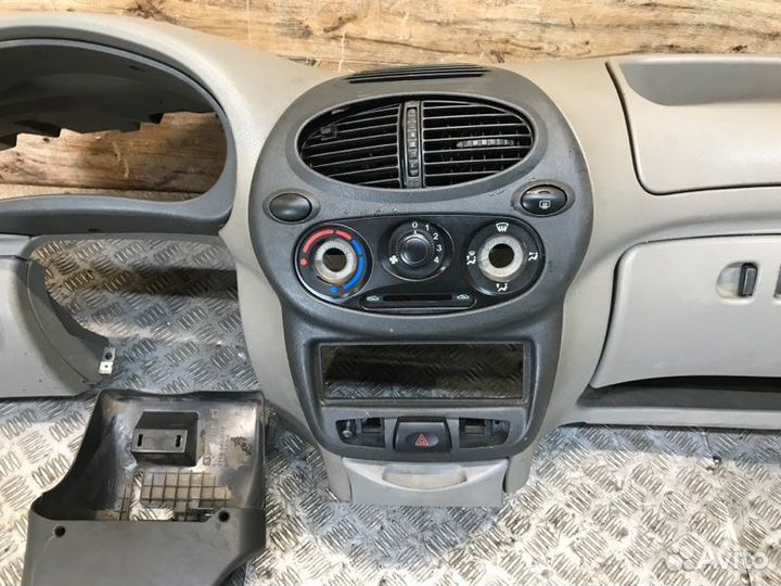 Торпедо Ваз Калина 1118 21114 8кл 1.6 2006