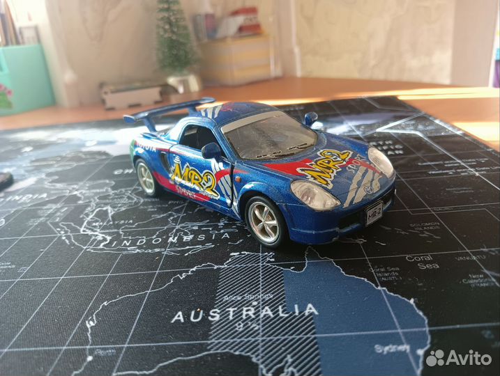 Игрушечные машинки