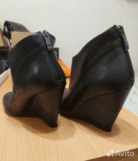 Ботильоны Туфли нат.кожа лак, нат.замша 40разм