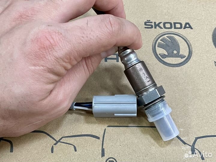 Кислородный датчик лямбда-зонд Nissan 226931AA0A