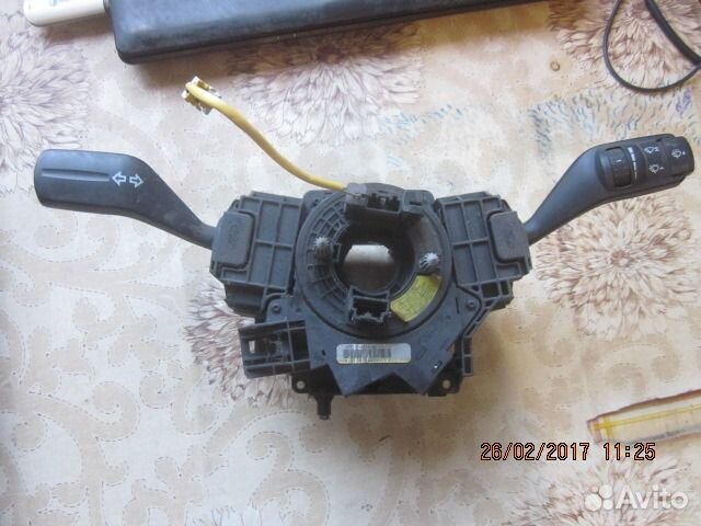 Рулевой переключатель Форд Фокус 2