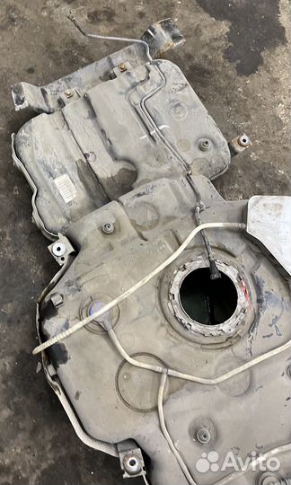 Бензобак audi q5 8r топливный бак