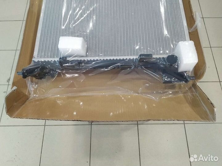 Радиатор охлаждения Nissan Qashqai J11 2013