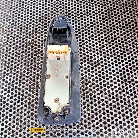 Блок управления стеклоподъемниками Mazda 626