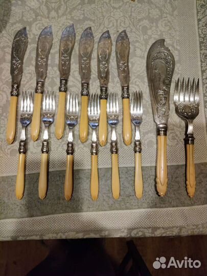 Столовый набор для рыбы. Большой