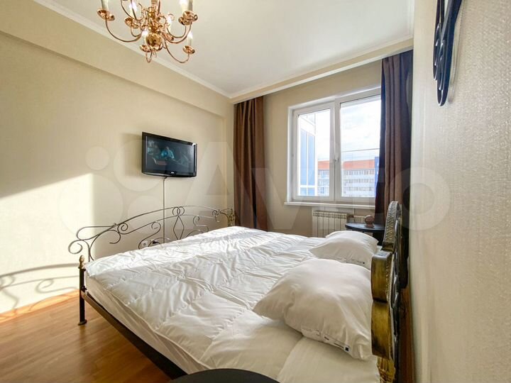 2-к. квартира, 70 м², 7/9 эт.