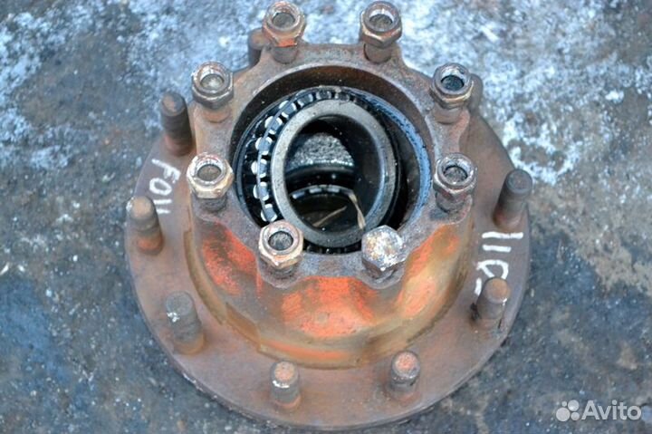 Ступица ведущего моста барабанные тормоза, правая