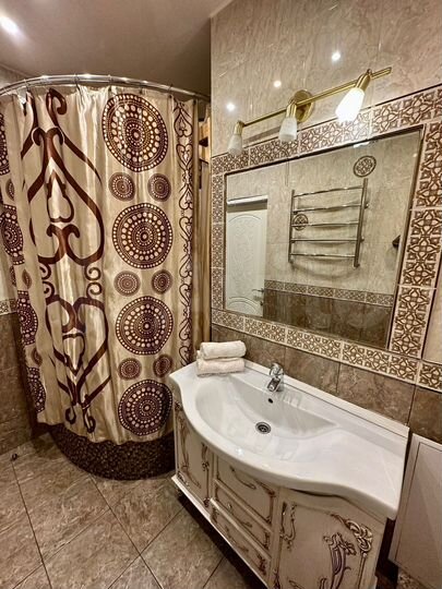 3-к. квартира, 90 м², 2/19 эт.