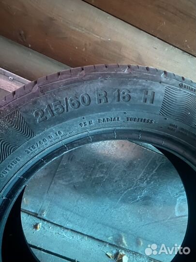 Continental ContiPremiumContact 5 215/60 R16