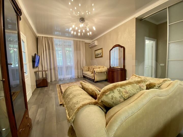 3-к. квартира, 87 м², 2/15 эт.