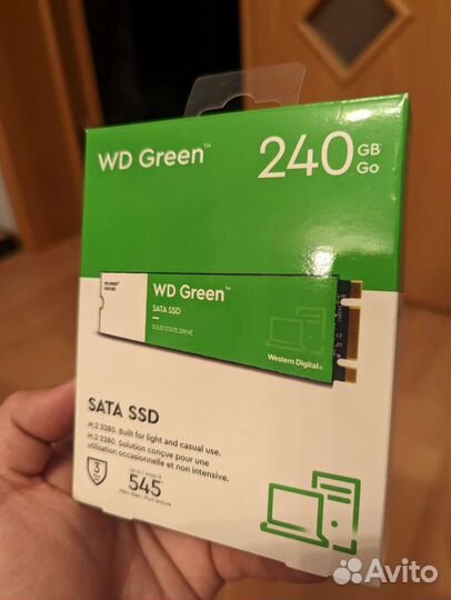 SSD M2 WD green 240GB новый