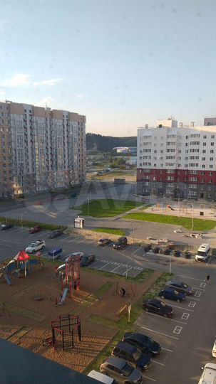 2-к. квартира, 56 м², 8/10 эт.
