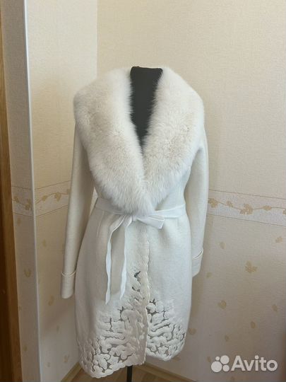 Пальто Valentino