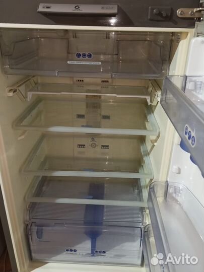 Холодильник whirpool no frost