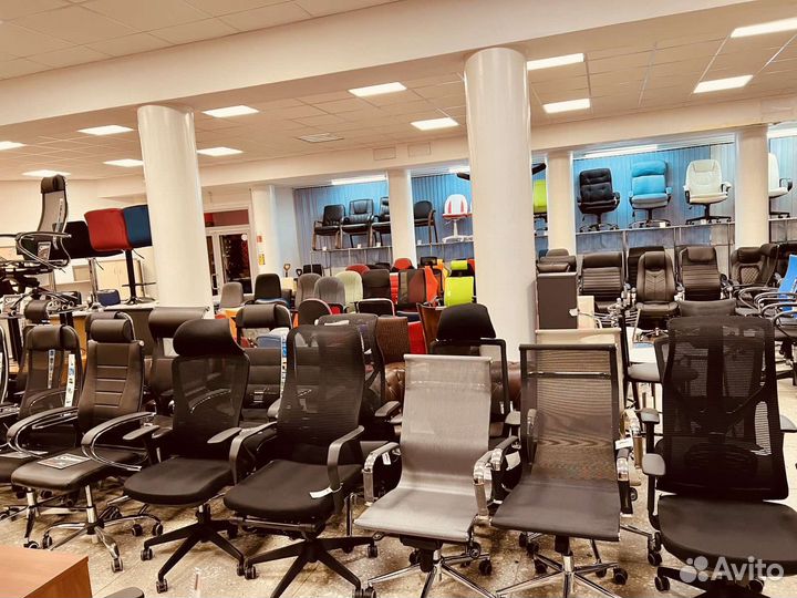 Компьютерные кресла и стулья