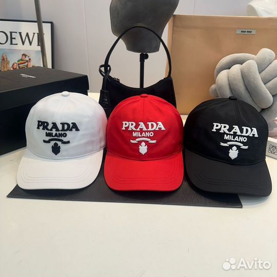 Кепка Prada