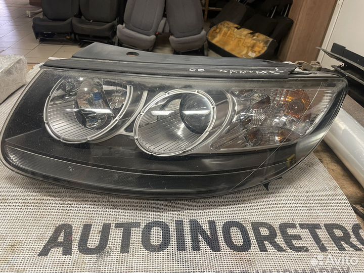 Фара левая Hyundai Santa Fe 921012bxxx