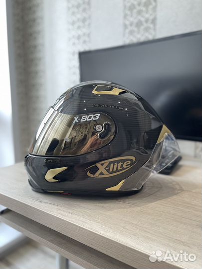 Мото шлем X-Lite X-803 RS Ultra Carbon