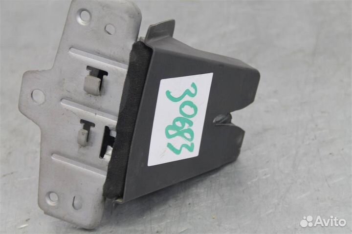 Замок багажника Volvo XC90 2014-2019