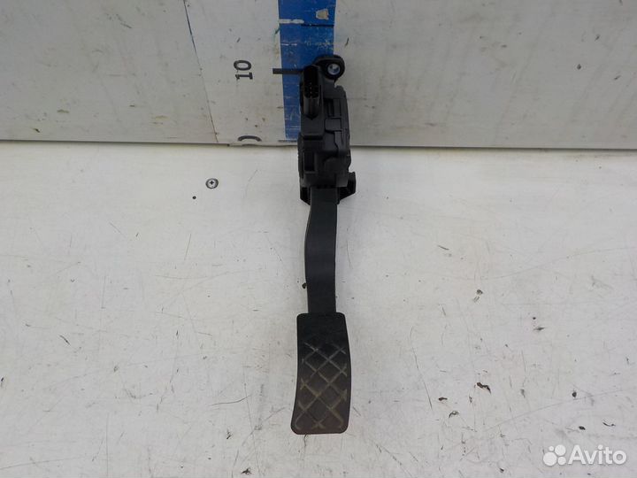 Педаль на Audi Q5