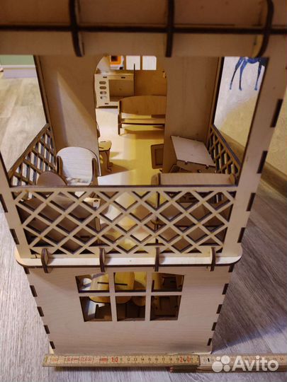 Домик кукольный