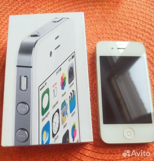 iPhone 4S, 16 ГБ