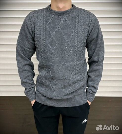 Свитер мужской