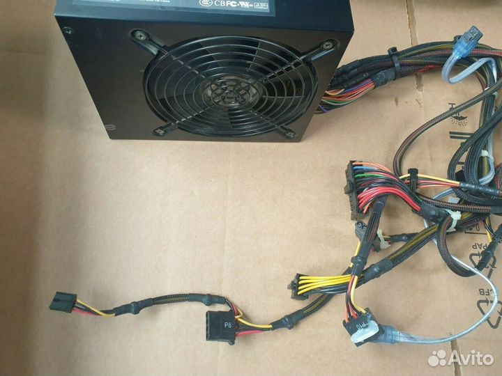 Блок питания Antec Earth Watt 750вт