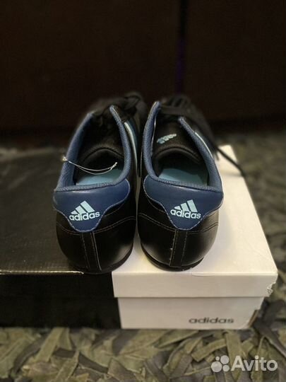 Кроссовки Adidas Prajna