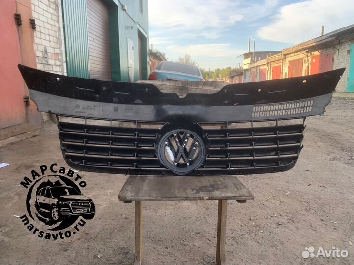 Решетка радиатора Volkswagen multivan T5