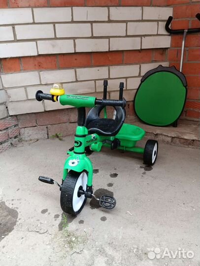Детский трёх колесный велосипед