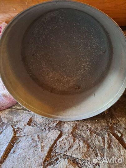 Казан чугунный б/у