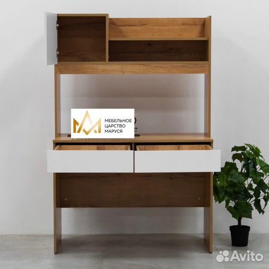 Стол письменный